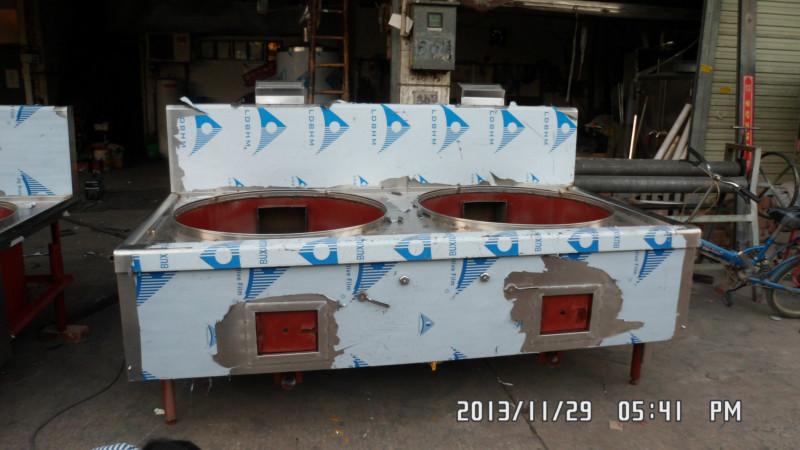 供應(yīng)不銹鋼小炒爐，不銹鋼小炒爐報(bào)價(jià)，不銹鋼小炒爐定制