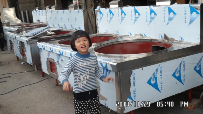 供應(yīng)不銹鋼小炒爐，不銹鋼小炒爐報(bào)價(jià)，不銹鋼小炒爐定制