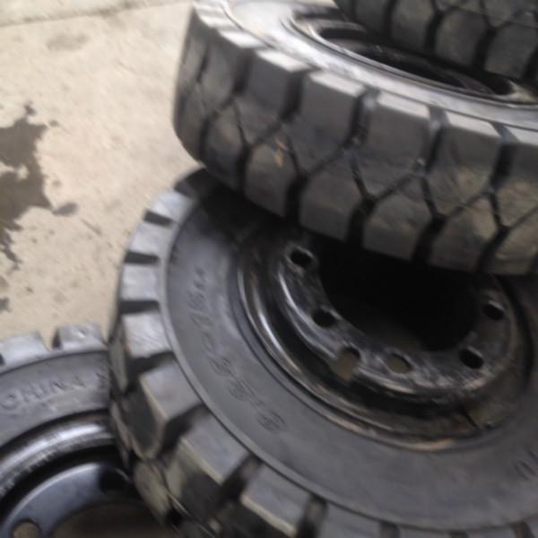 實心胎價格_實心胎廠家_實心胎規(guī)格型號