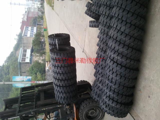 供應(yīng)杭州叉車實心胎價格質(zhì)量好嗎