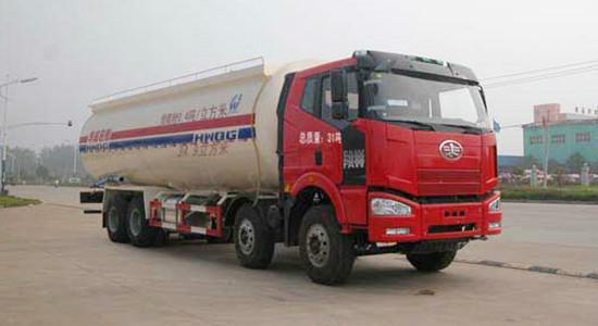 供應(yīng)青島解放J6*后八粉粒物料車(chē)