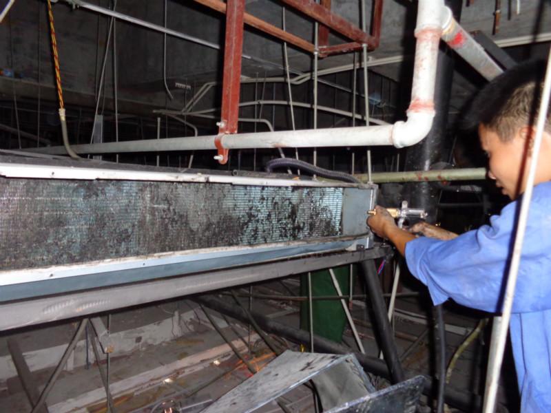 供應(yīng)金城江中央空調(diào)過(guò)濾器清洗消毒