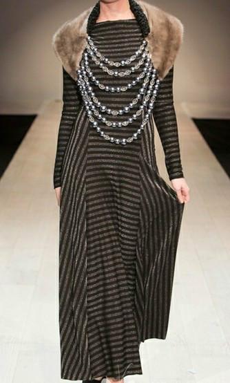 供應(yīng)鄭州最實用的服裝制版培訓(xùn)學(xué)校在尼啦啦尼服裝工作室