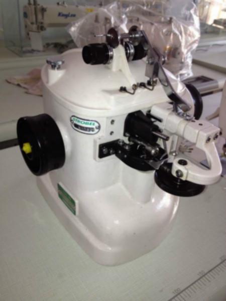 供應(yīng)皮毛一體雙線縫皮機(jī)800-2雙線拉幫機(jī) 皮毛一體雙線縫皮機(jī)800-2