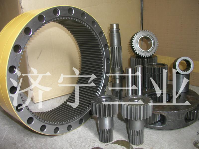 供應(yīng)小松PC220-8行走裝置