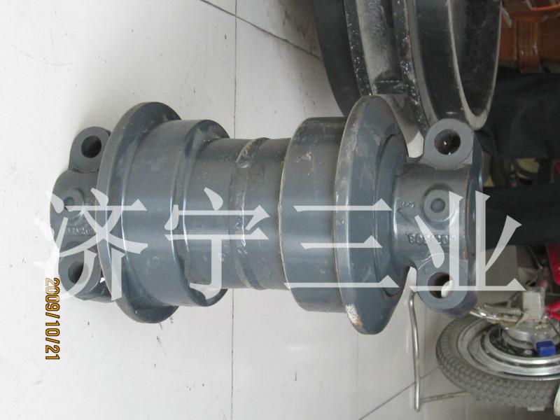 供應(yīng)小松PC220-8支重輪