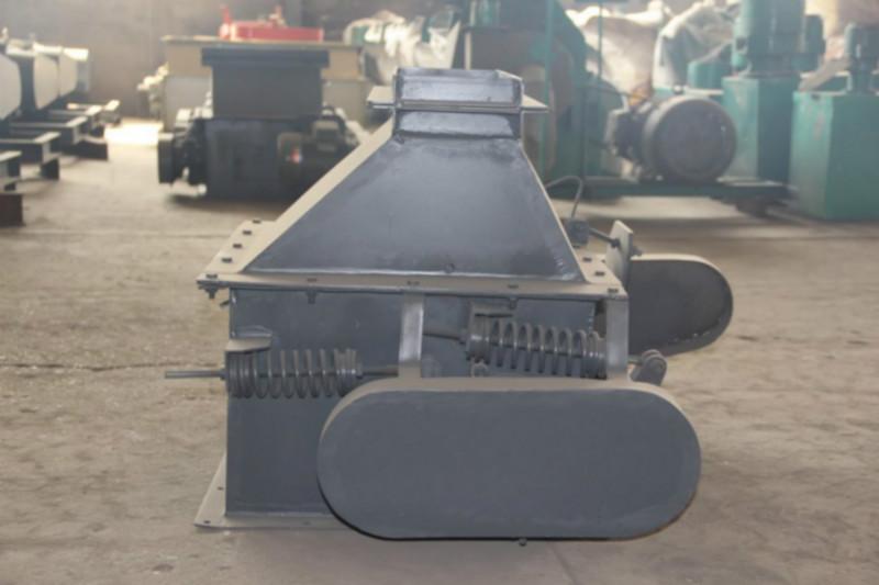 供應(yīng)飼料加工設(shè)備對輥式破碎機(jī)