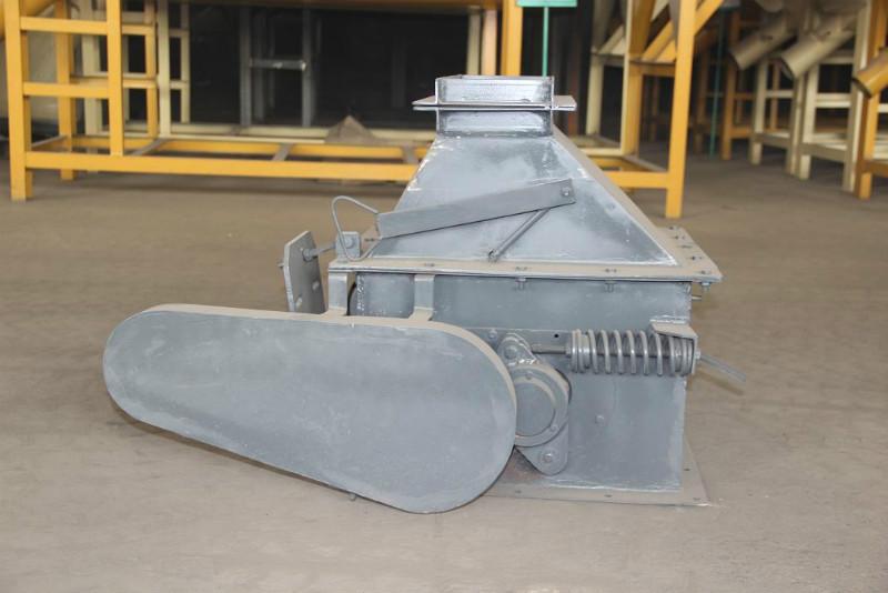 供應(yīng)飼料加工設(shè)備對輥式破碎機(jī)