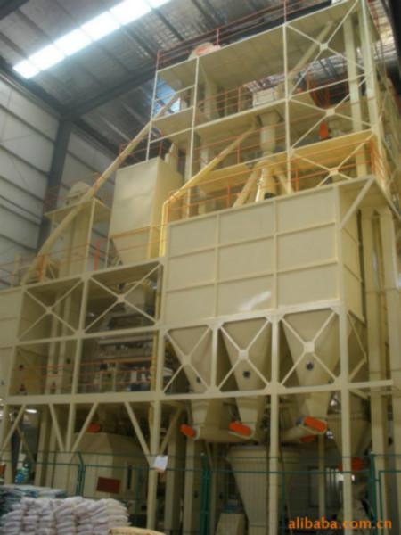 山東雙鶴專業(yè)生產(chǎn)雞鴨飼料顆粒成套圖片