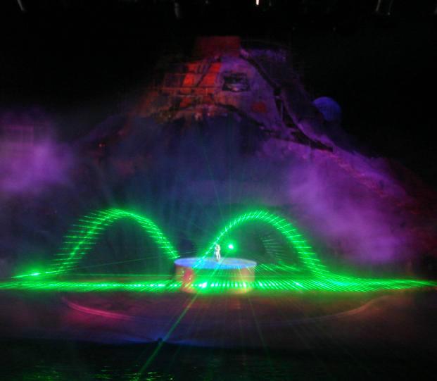 舞臺(tái)激光燈圖片/舞臺(tái)激光燈樣板圖 (2)