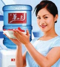 供應(yīng)站西路華山泉礦泉水訂水電話送水店