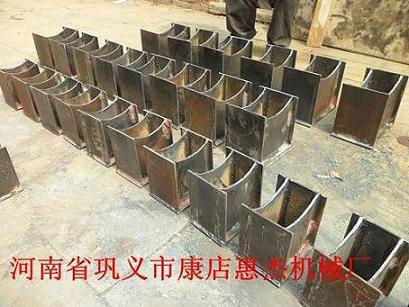 供應(yīng)滑動支架特點滑動支架型式滑動支架保溫殼