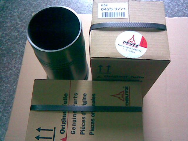 供應(yīng)道依茨發(fā)動機(jī)大修件四盆套