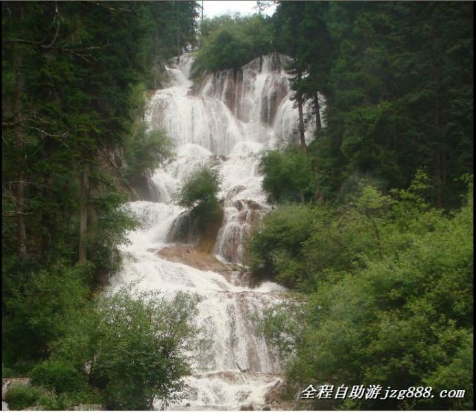 供应成都到九寨沟旅游包车租车线路价格