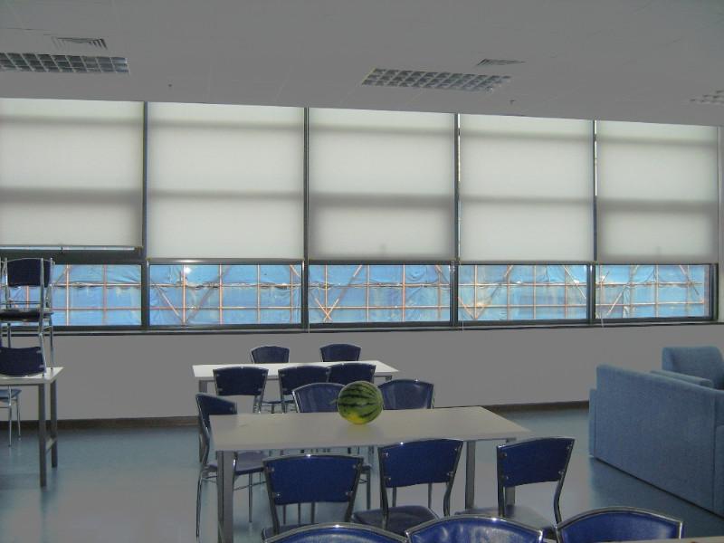 供應(yīng)遮光布藝窗簾/遮光卷簾